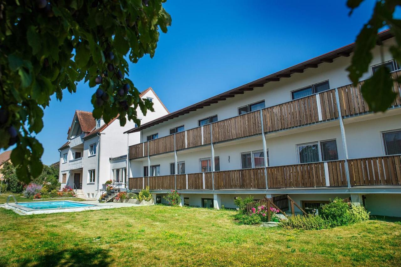 Hotel-Pension Seitz Wolframs-Eschenbach Eksteriør bilde